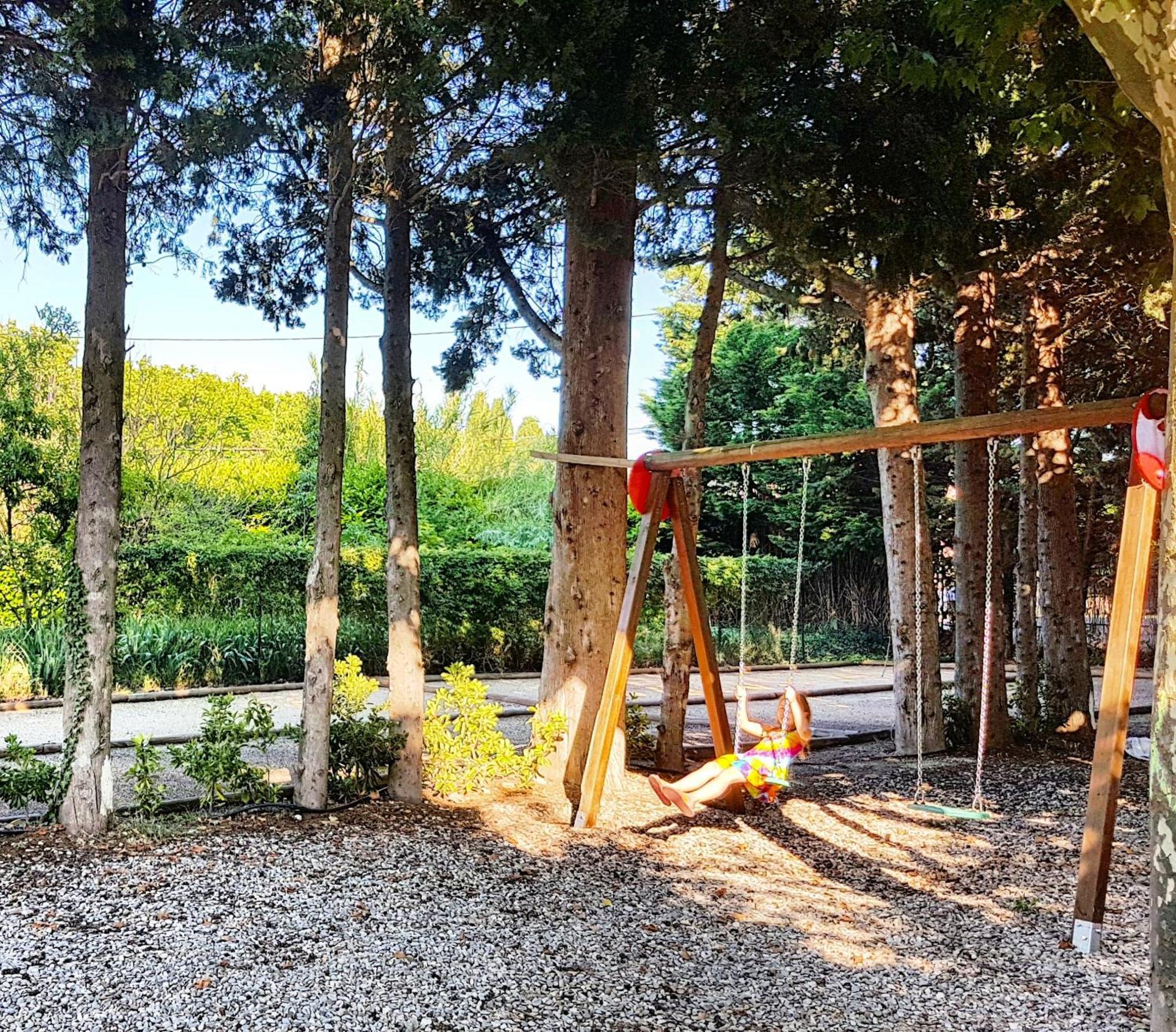 Camping Porte Des Alpilles By M.A Destination Glamping Saint-Etienne-du-Gres ภายนอก รูปภาพ