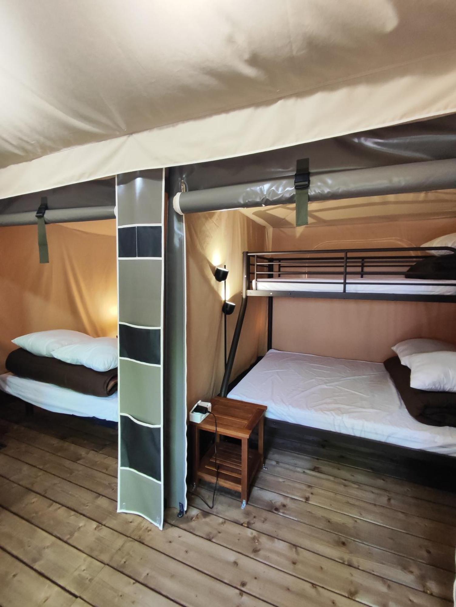 Camping Porte Des Alpilles By M.A Destination Glamping Saint-Etienne-du-Gres ภายนอก รูปภาพ