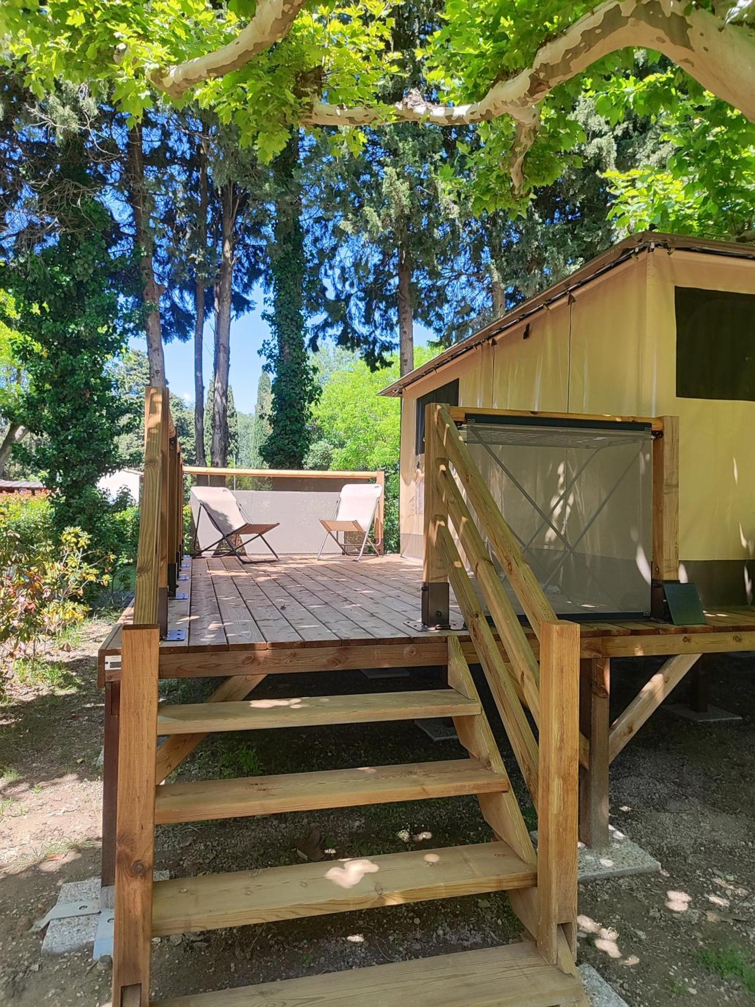 Camping Porte Des Alpilles By M.A Destination Glamping Saint-Etienne-du-Gres ภายนอก รูปภาพ